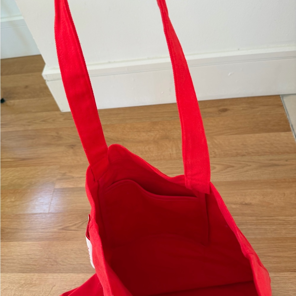 MCM VIP Gift Tote Bag - Picture 3 of 3